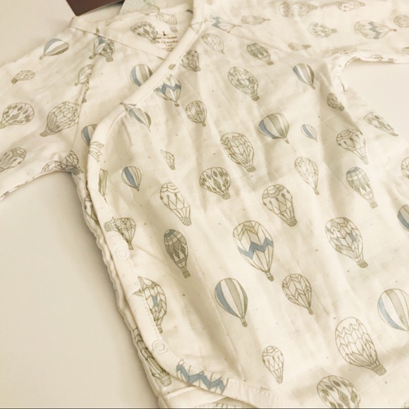 NWT ADEN AND ANAIS MUSLIN BODYSUIT ROMPERS 9-12M - Picture 12 of 14